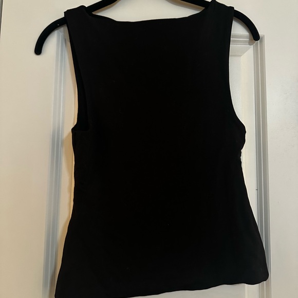 Re Ona Classic Black Sculpted Neck Top - Picture 4 of 6